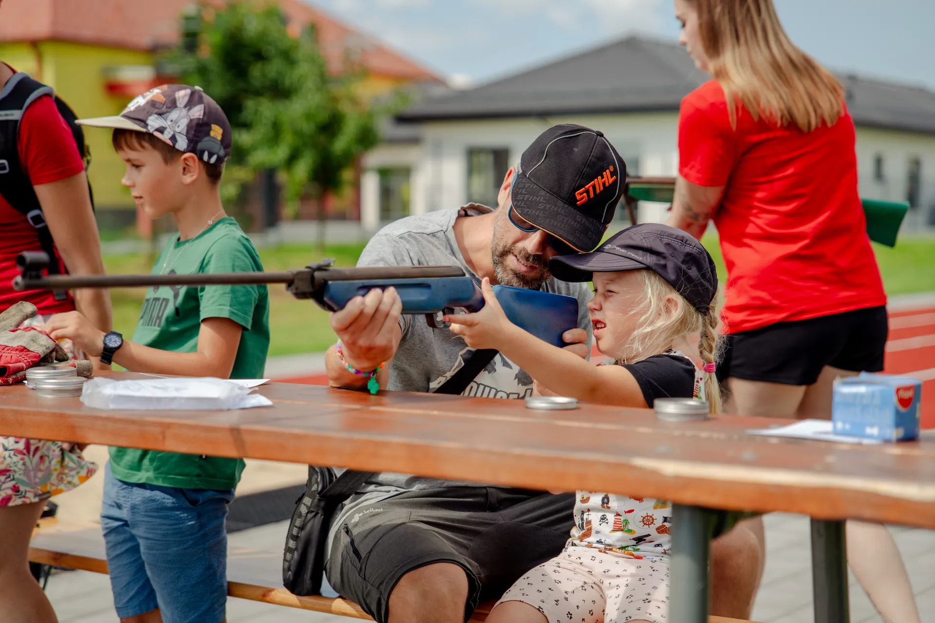 Dolní Domaslavice - Otevření nového hřiště gallery 1