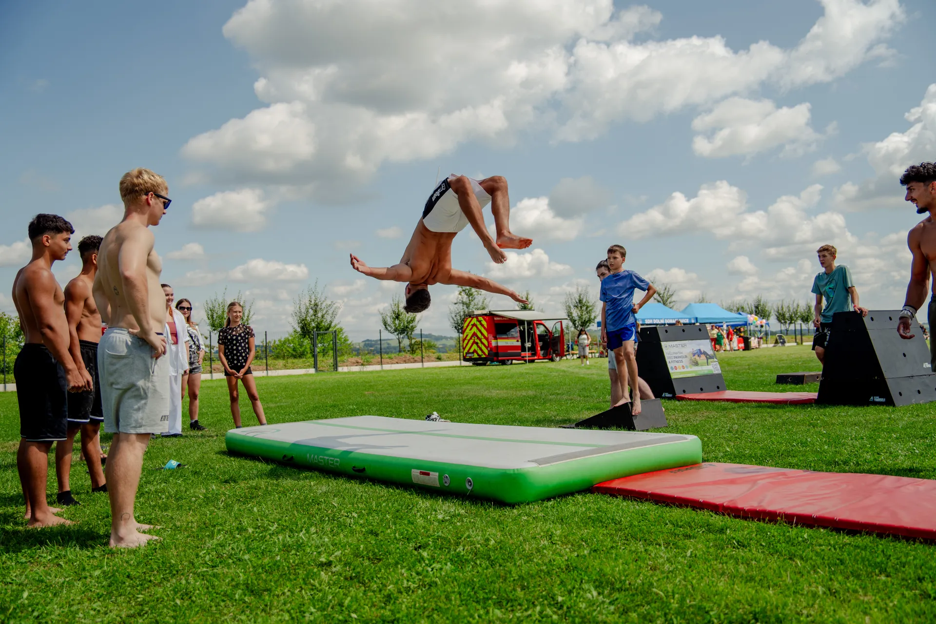 Dolní Domaslavice - Otevření nového hřiště gallery 4